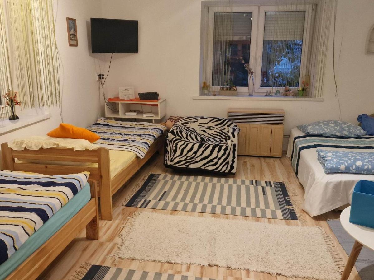 Kerekparos Es Zarandok Vendeghaz Villa Apostag Luaran gambar