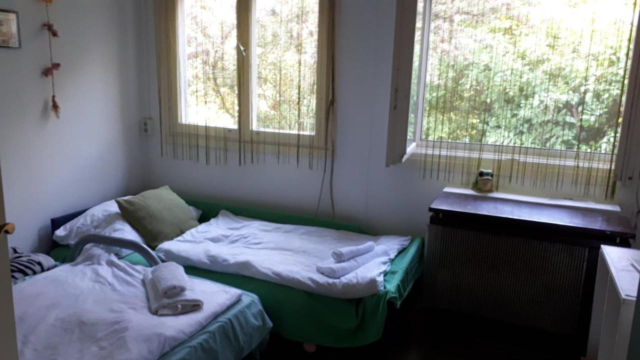 Kerekparos Es Zarandok Vendeghaz Villa Apostag Luaran gambar